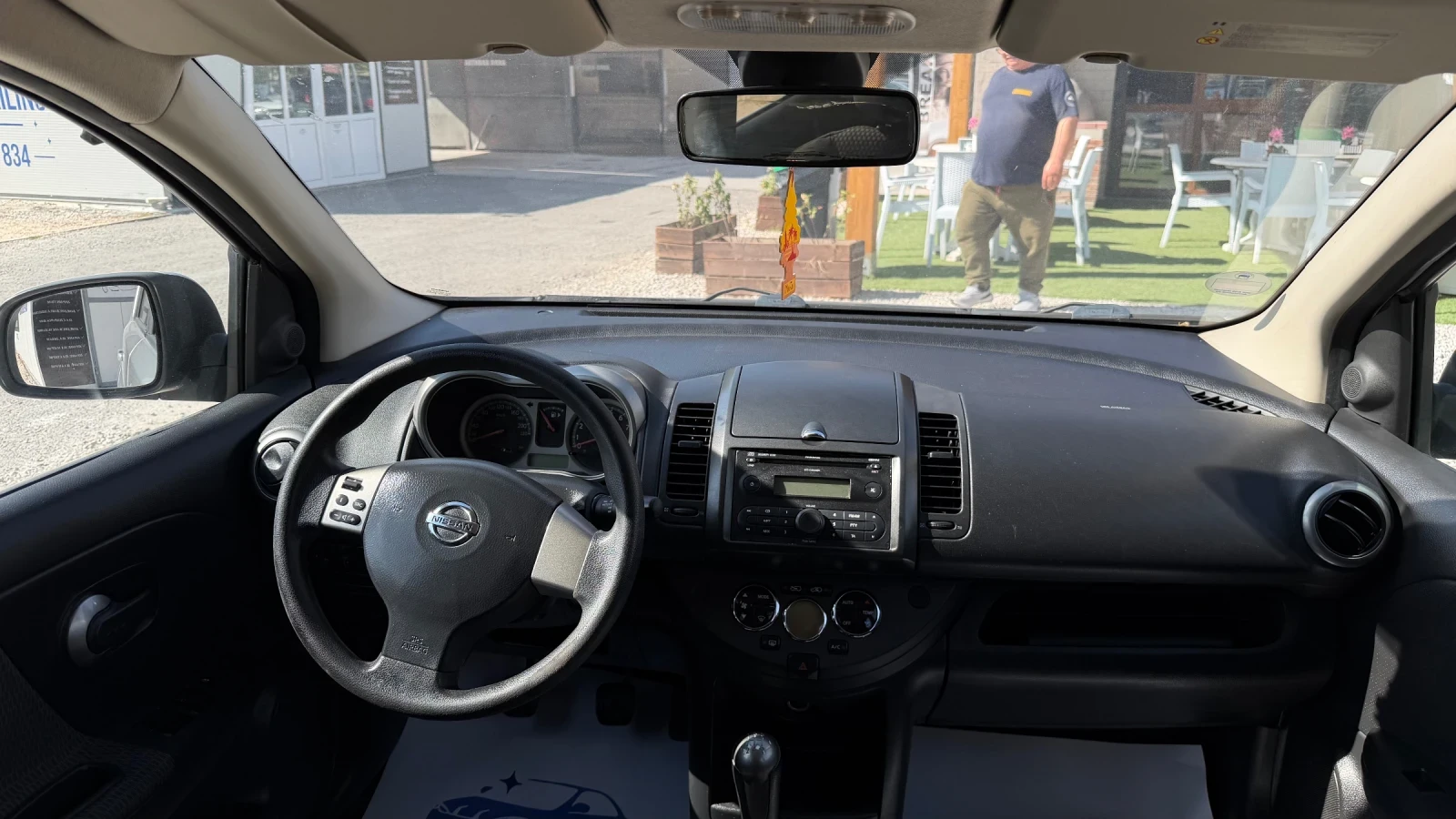 Nissan Note, снимка 6 - Автомобили и джипове - 56551844