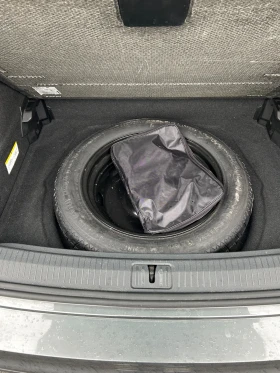 VW Tiguan 2.0 TDI 105000 км, снимка 16