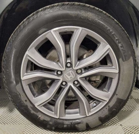 Honda Cr-v * Touring AWD | Top Trim Comfort | AWD Capability , снимка 12