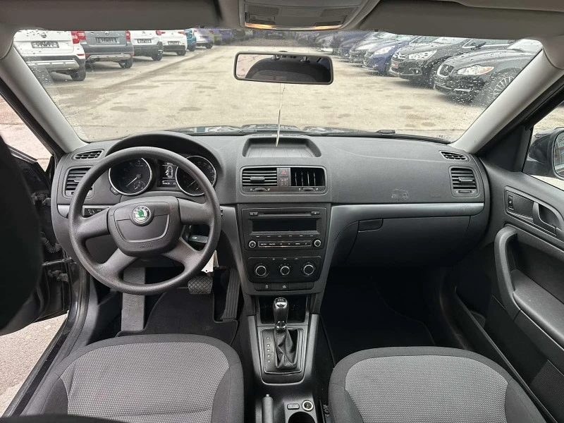 Skoda Yeti 1.8 TSI, снимка 10 - Автомобили и джипове - 44293476