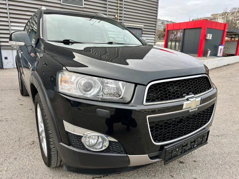 Chevrolet Captiva 2.2 D * НАВИ* КАМЕРА* 7места* , снимка 3 - Автомобили и джипове - 48212869