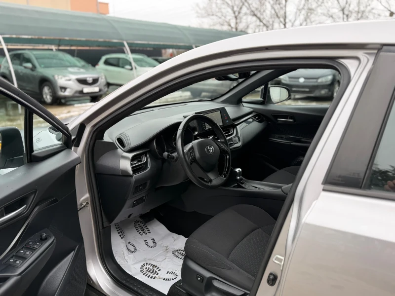 Toyota C-HR 2.0 Като Нова, снимка 11 - Автомобили и джипове - 53201669