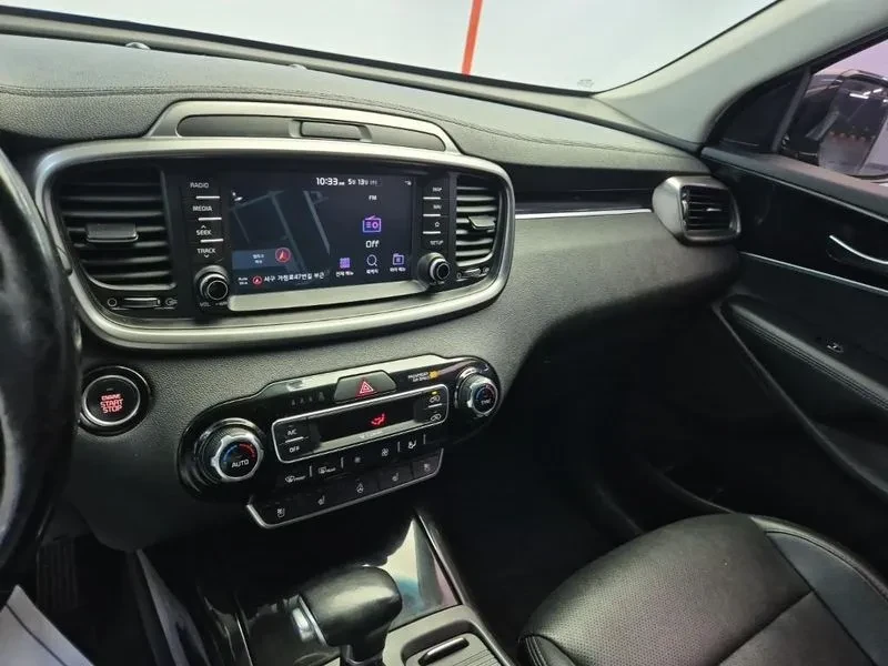 Kia Sorento DIESEL 2.2 4WD PRESTIGE, снимка 11 - Автомобили и джипове - 55030717