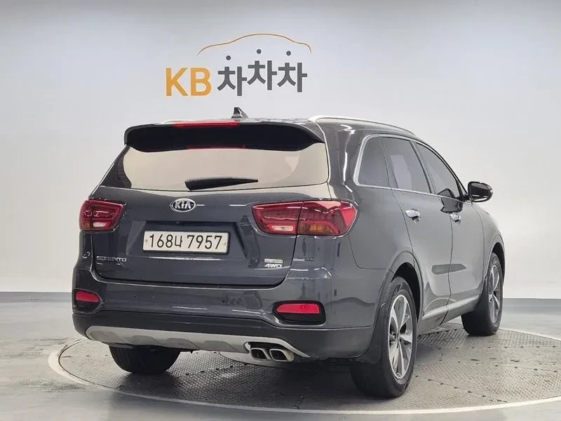 Kia Sorento DIESEL 2.2 4WD PRESTIGE, снимка 4 - Автомобили и джипове - 55030717