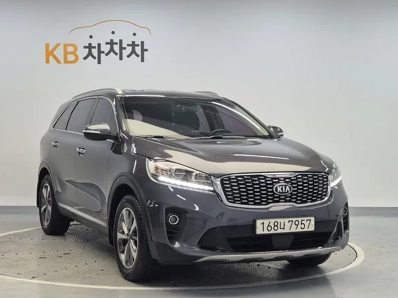 Kia Sorento DIESEL 2.2 4WD PRESTIGE, снимка 3 - Автомобили и джипове - 55030717