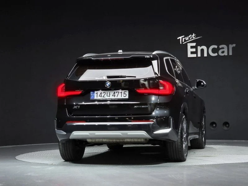 BMW X1 xDrive 20i xLine| 184к.с.| ВКЛ.ТЕХНОТЕСТ, снимка 4 - Автомобили и джипове - 55430124
