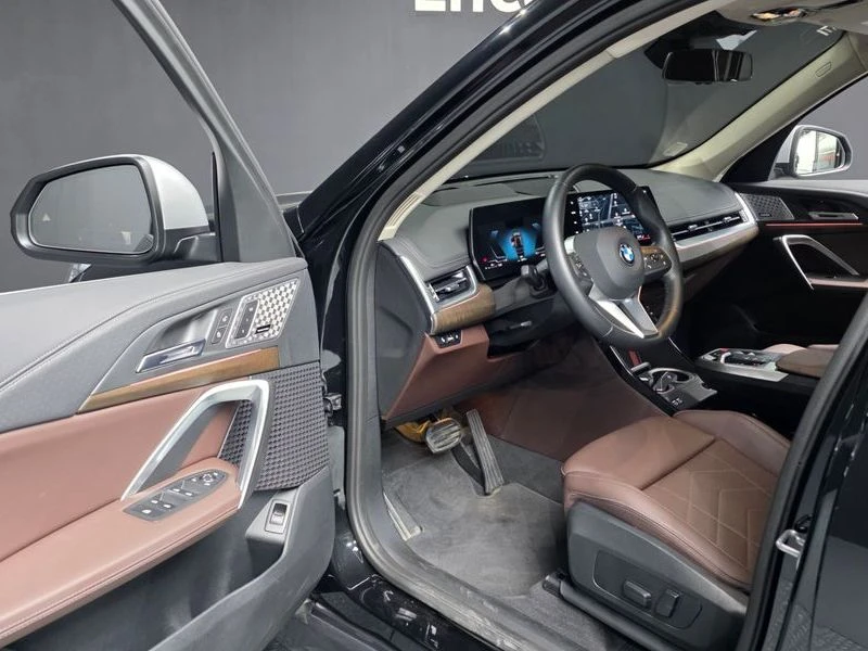 BMW X1 xDrive 20i xLine| 184к.с.| ВКЛ.ТЕХНОТЕСТ, снимка 10 - Автомобили и джипове - 55430124
