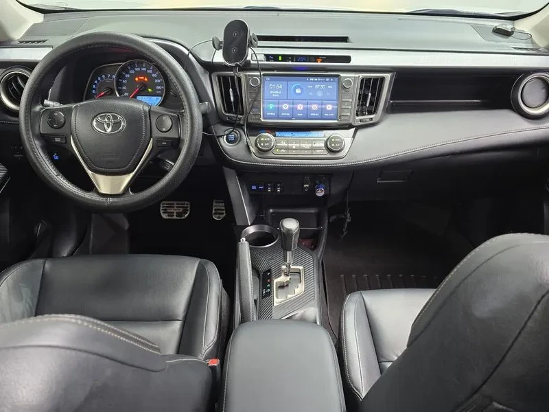 Toyota Rav4 2.5i 2WD - САМО 30% АВАНС, снимка 13 - Автомобили и джипове - 55889357