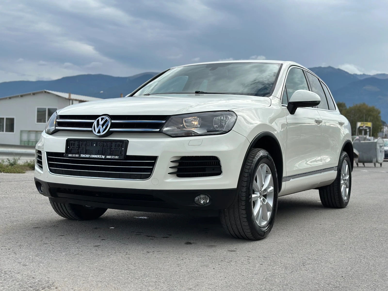 VW Touareg 3.0-TDI-8-speed-KOJA-PODGREV-NAVI-TV-DVD-TOP-NEW - изображение 3