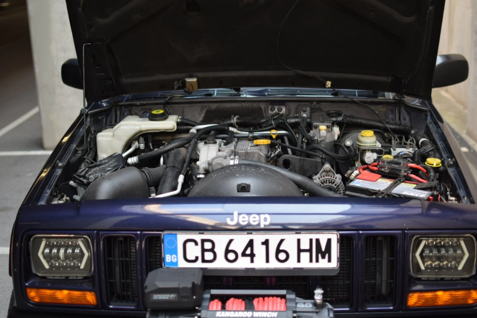 Jeep Cherokee 2, 5 TDI - изображение 7