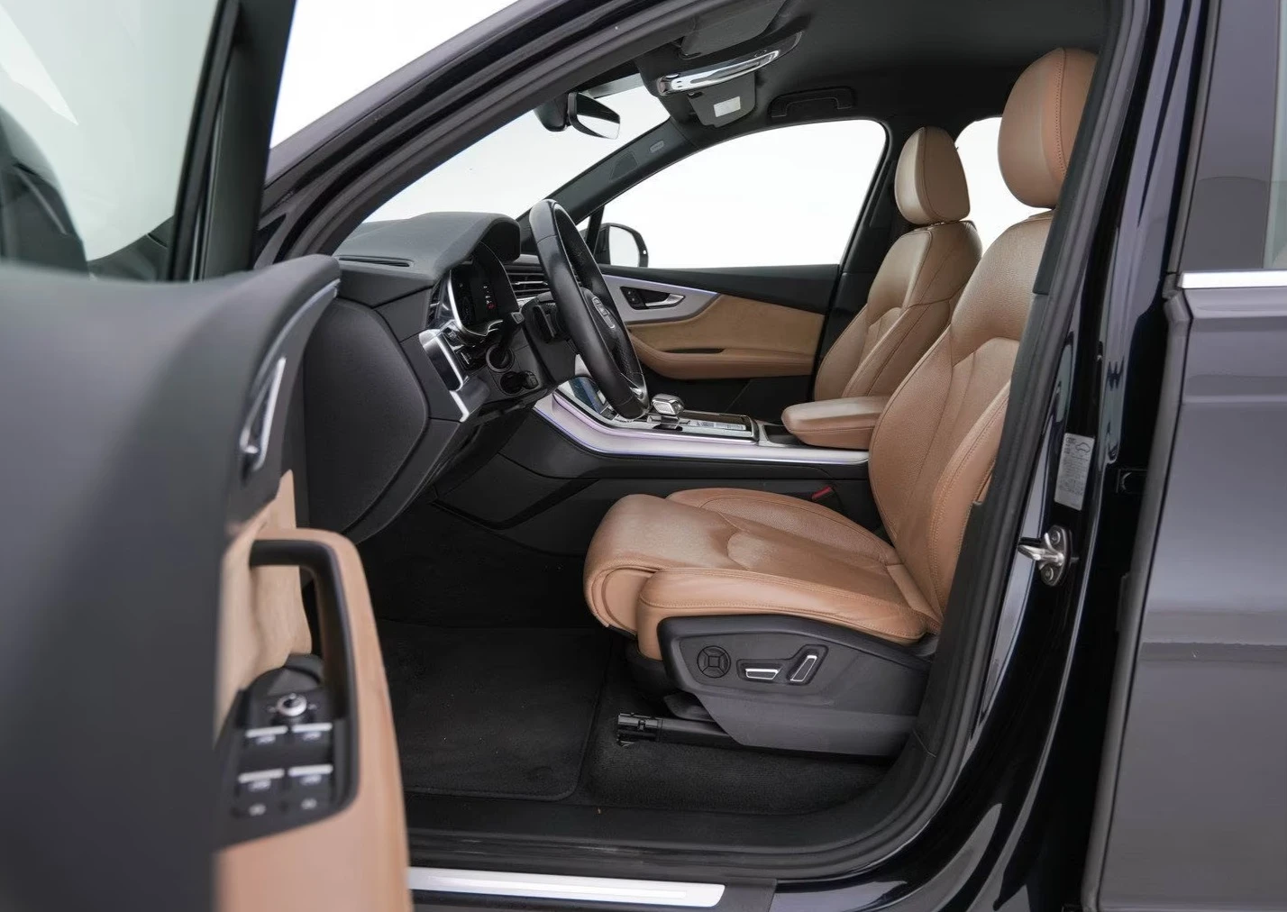 Audi Q7 55 TFSI Quattro - изображение 7