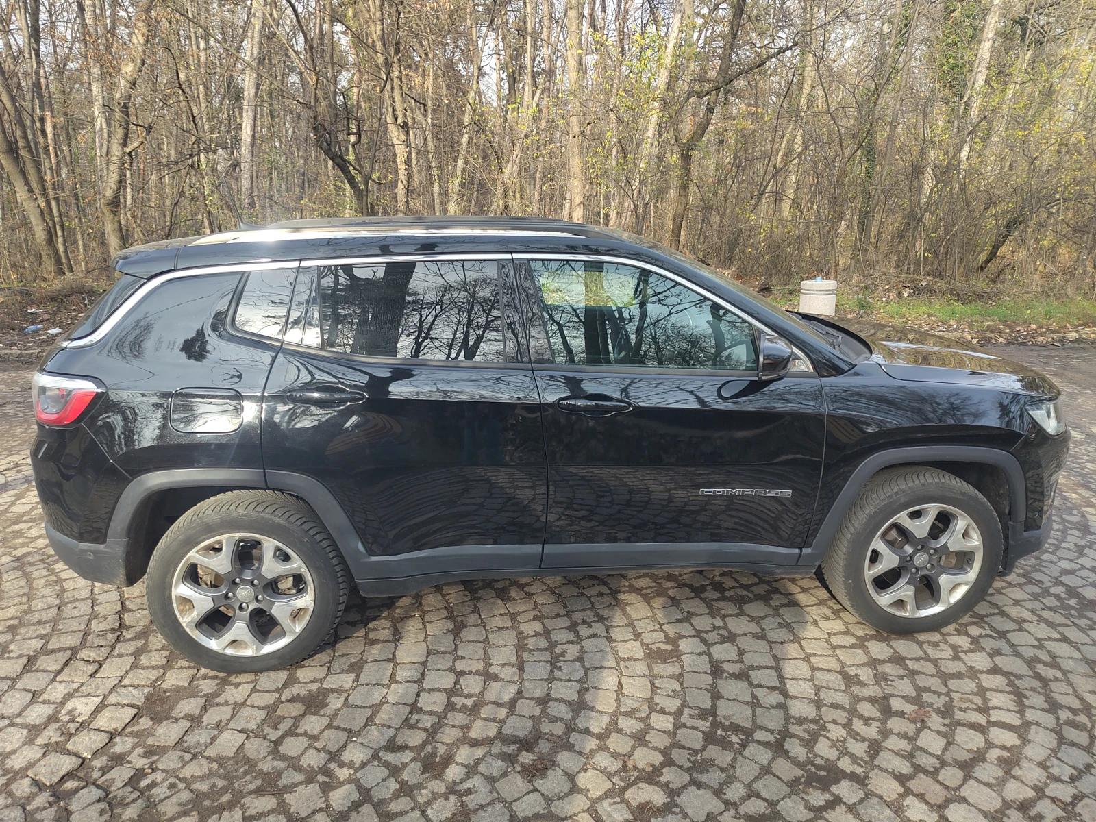 Jeep Compass Limited 4x4 - изображение 6