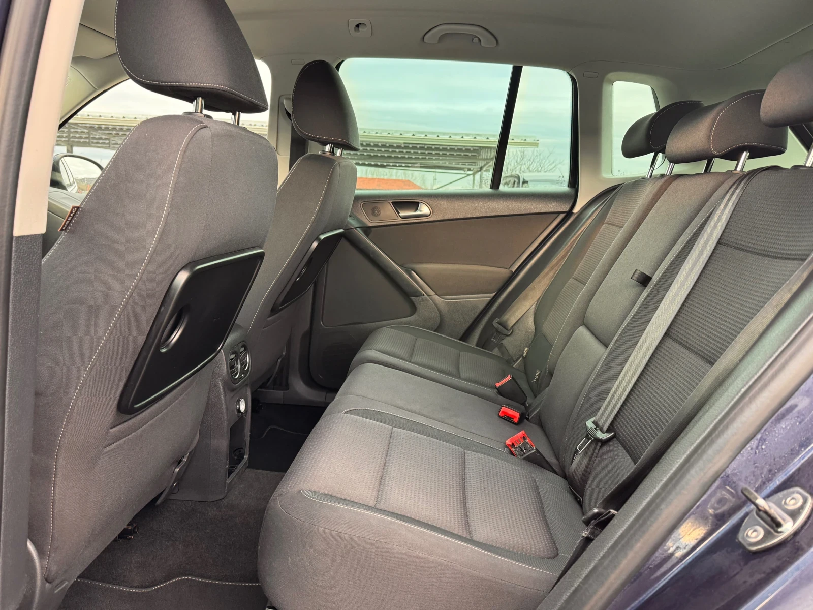 VW Tiguan 2.0TDI 4Motion АВТОМАТ НАВИ - изображение 7