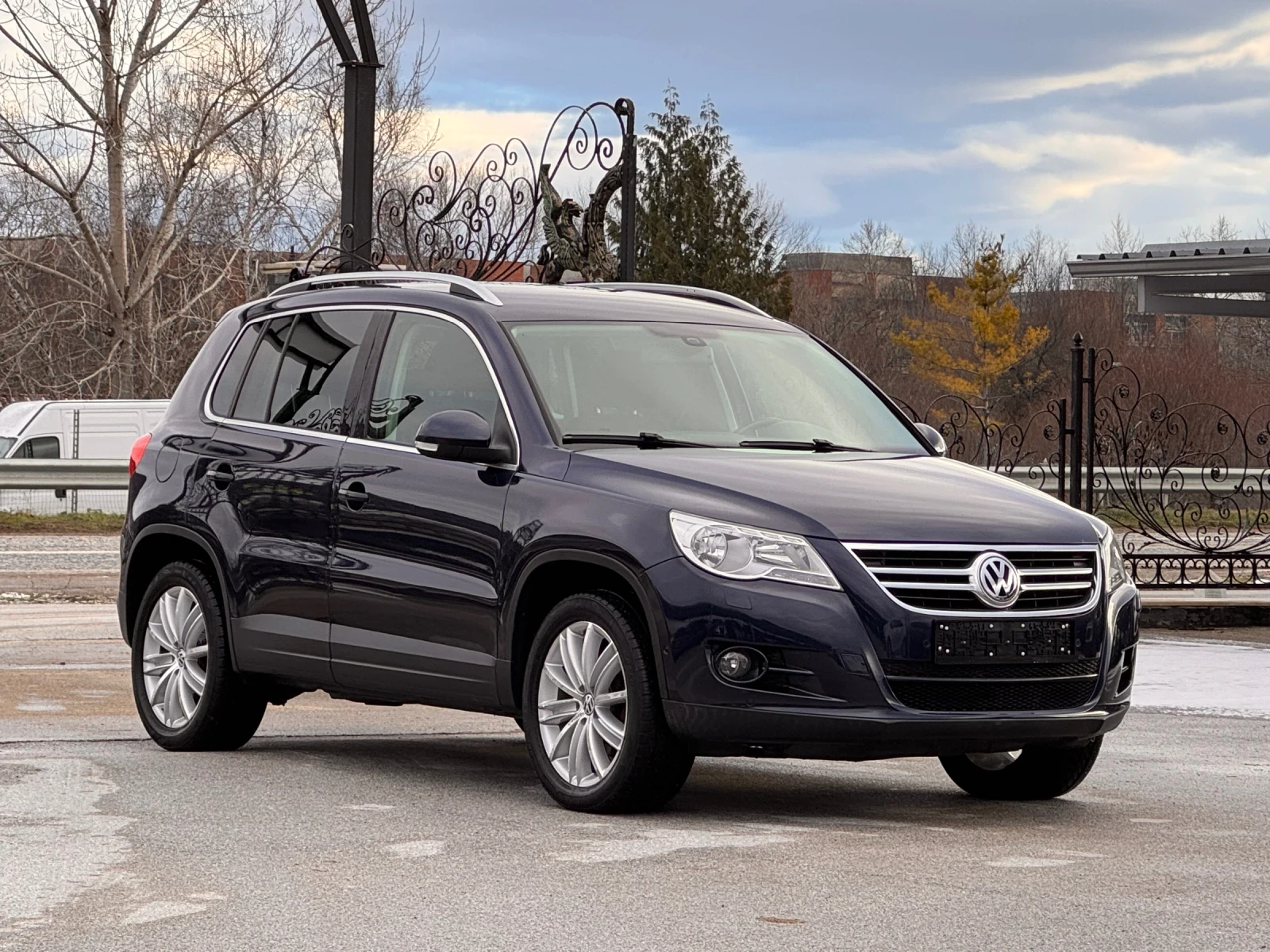 VW Tiguan 2.0TDI 4Motion АВТОМАТ НАВИ - изображение 3