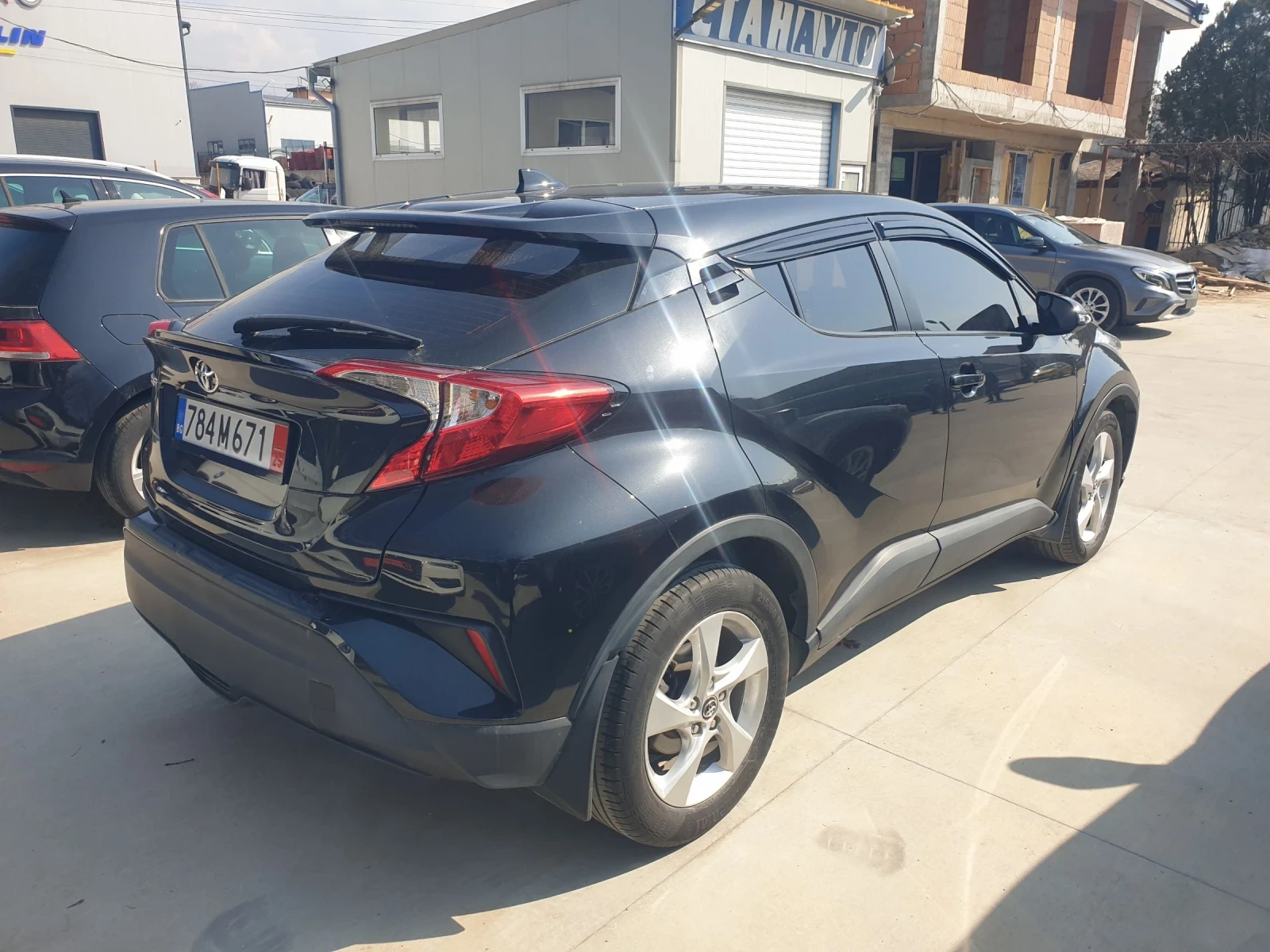 Toyota C-HR 2.0 i, снимка 5 - Автомобили и джипове - 53201669