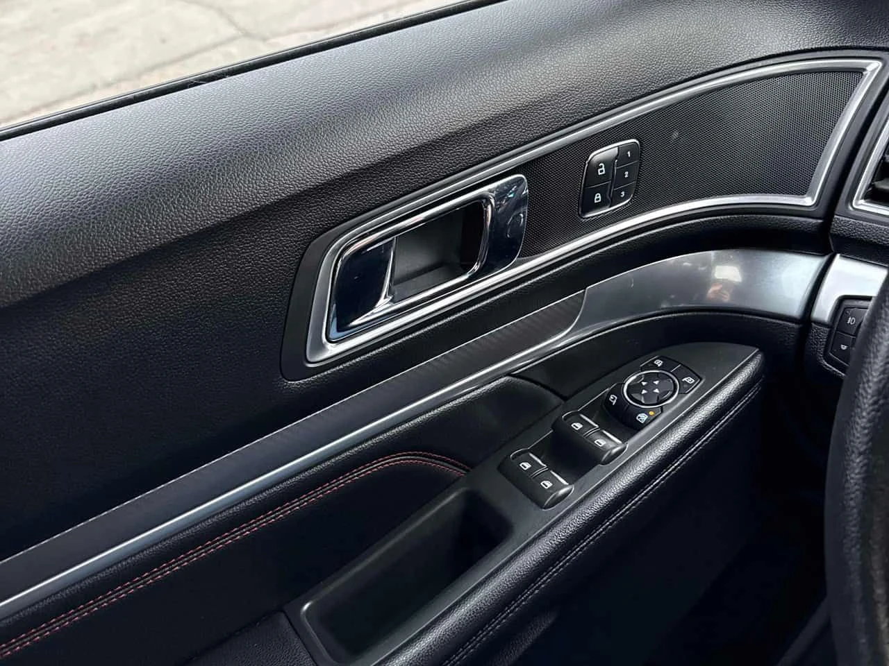 Ford Explorer * Sport * PANO* ПОДГРЕВ* KEYLESS* , снимка 16 - Автомобили и джипове - 53827758