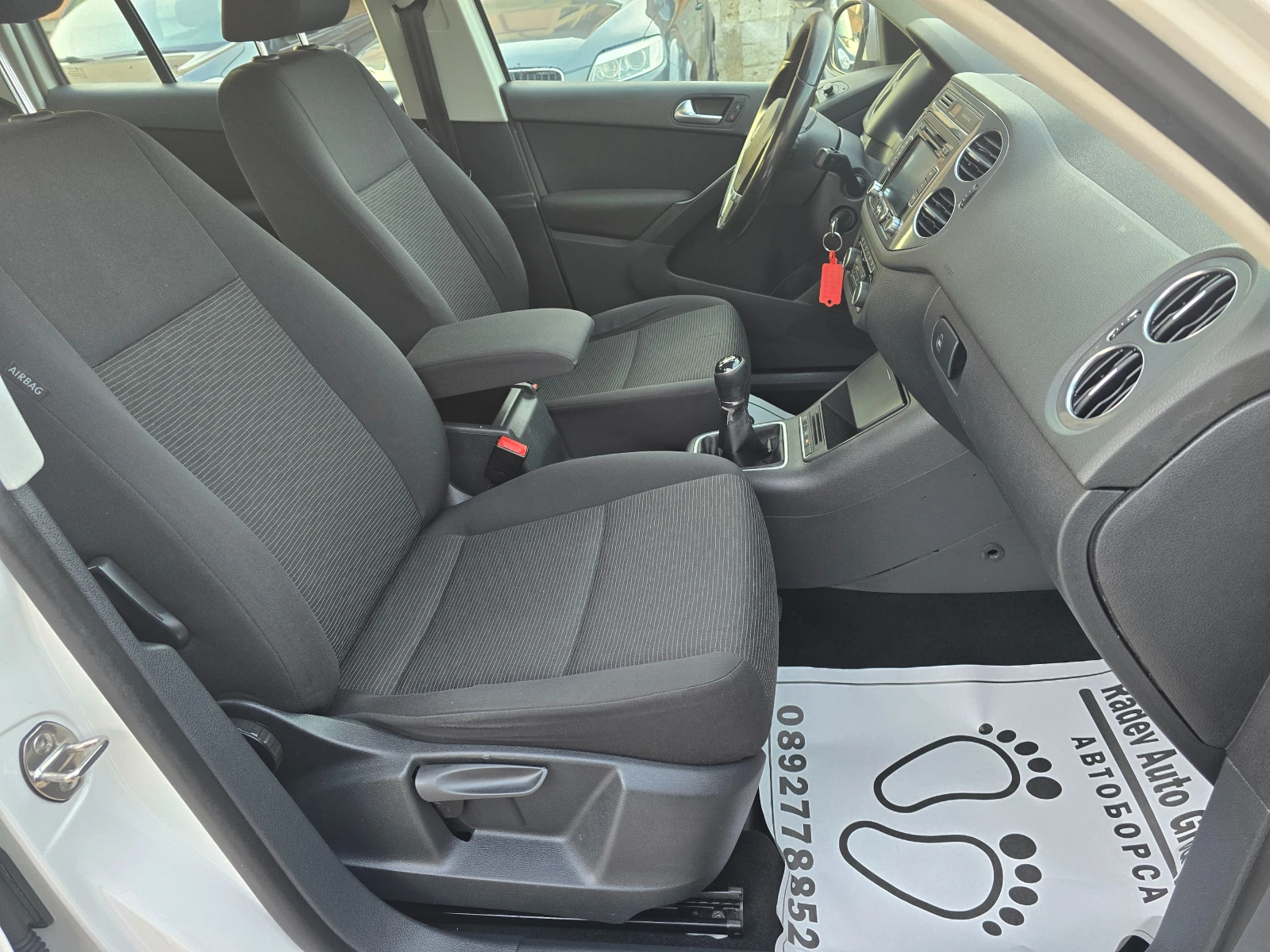 VW Tiguan 2.0TDI HIGHLINE , снимка 8 - Автомобили и джипове - 53878240