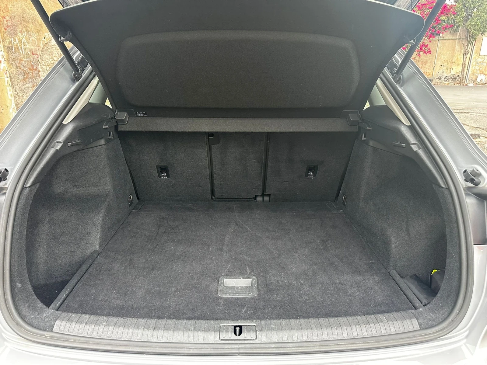Audi Q3 35 TDI S tronic S line edition, снимка 15 - Автомобили и джипове - 55051046