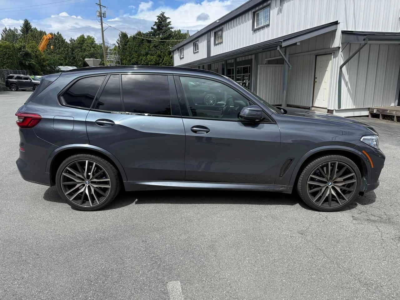 BMW X5 * xDrive40i * ЛАЗЕРИ * H/K * PANO * АВТОКРЕДИТ, снимка 3 - Автомобили и джипове - 55052091