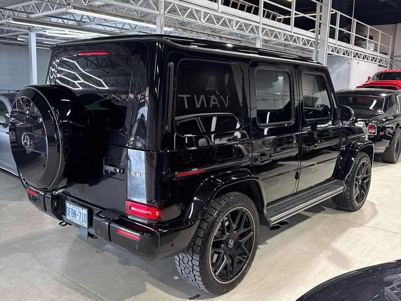 Mercedes-Benz G 63 AMG BURMESTER/ОБДУХВАНЕ/ПАНОРАМА/360 , снимка 4 - Автомобили и джипове - 55258493
