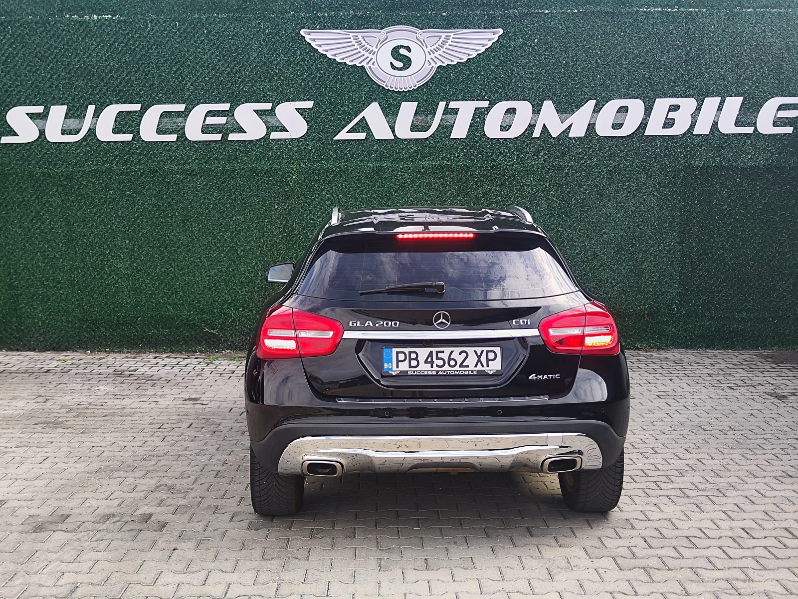 Mercedes-Benz GLA 200 AMG* CAMERA* RECARO* LEDD* LIZING | Mobile.bg � ����������� 4