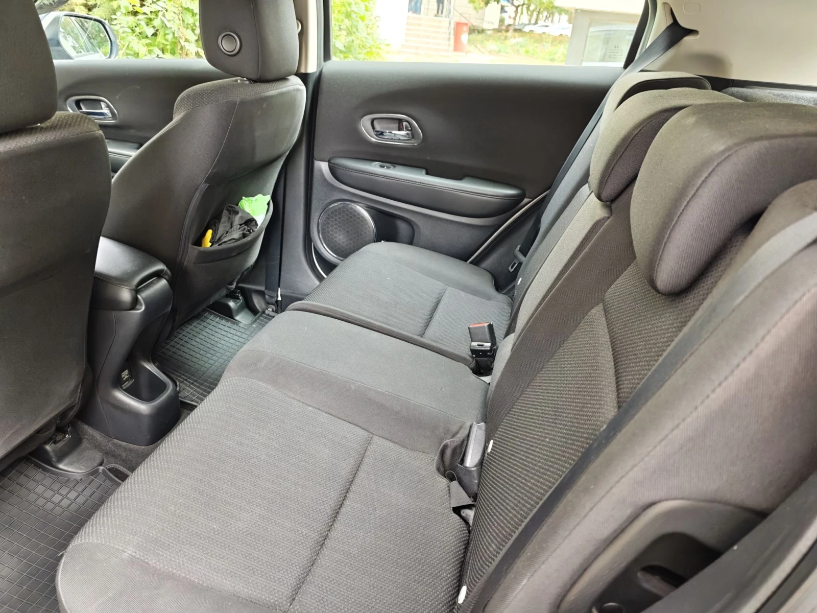 Honda Hr-v, снимка 11 - Автомобили и джипове - 56542862
