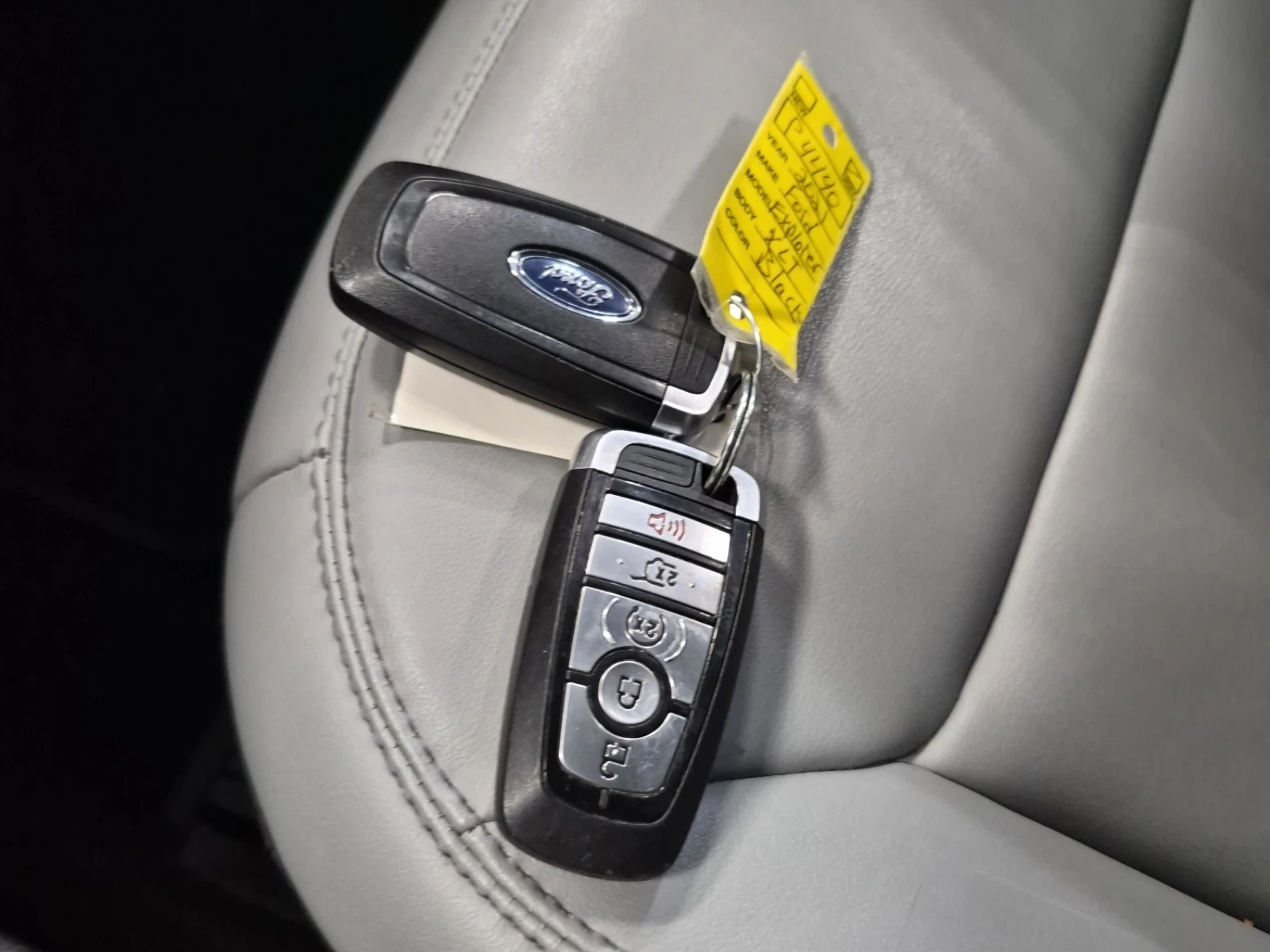 Ford Explorer XLT / АВТОКРЕДИТ, снимка 10 - Автомобили и джипове - 56748987