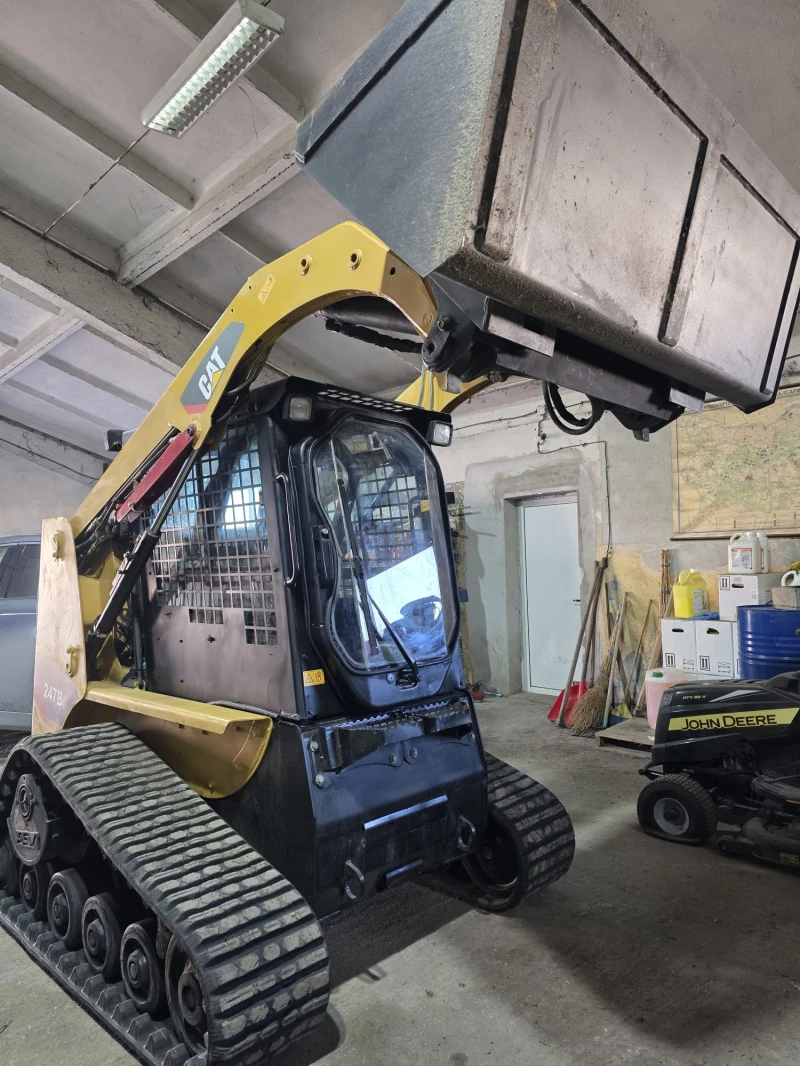 Мини челни товарачи Cat 247B3, снимка 5 - Индустриална техника - 52929788