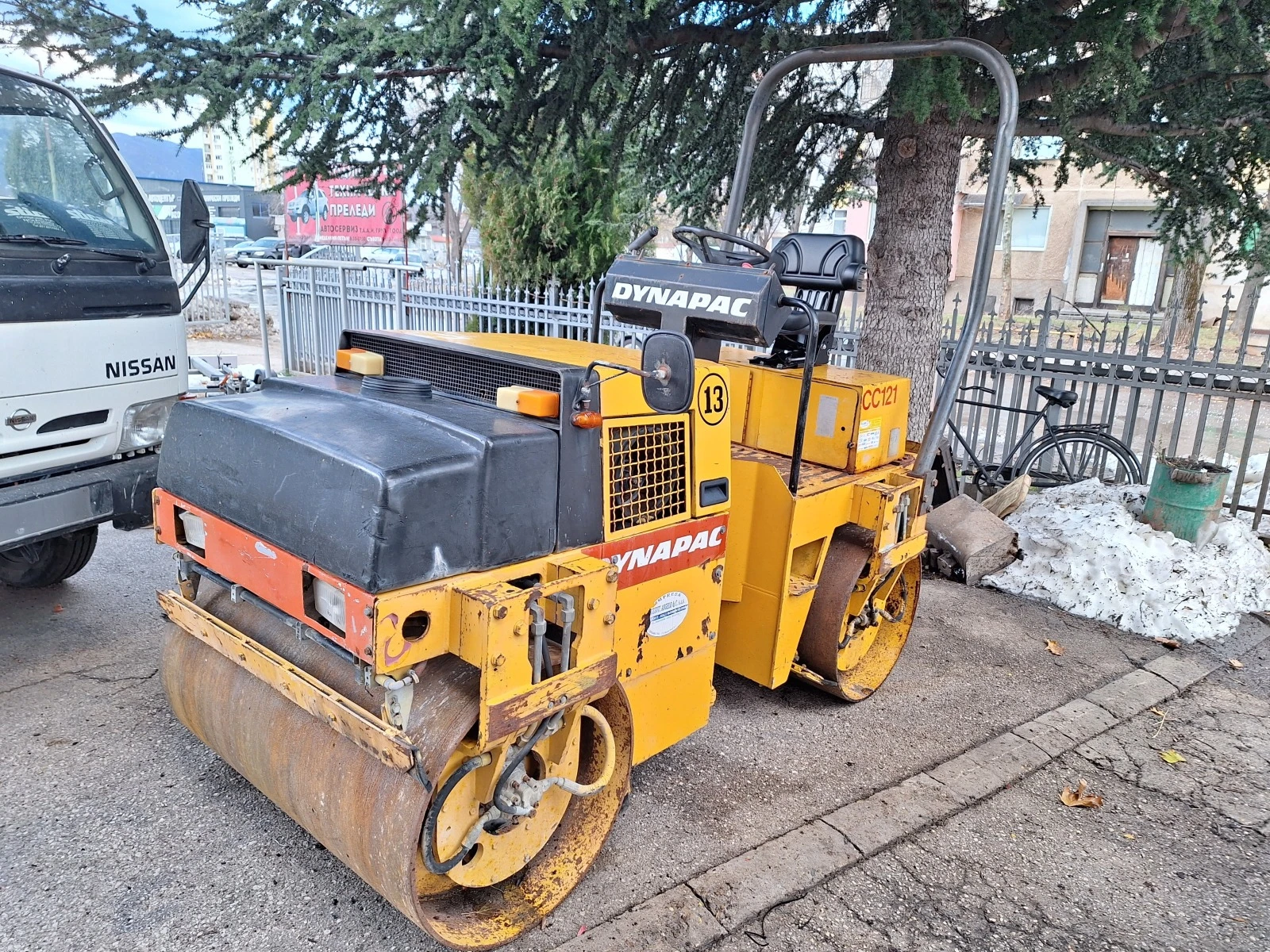 Валяк Dynapac CC121 | Mobile.bg — изображение 1