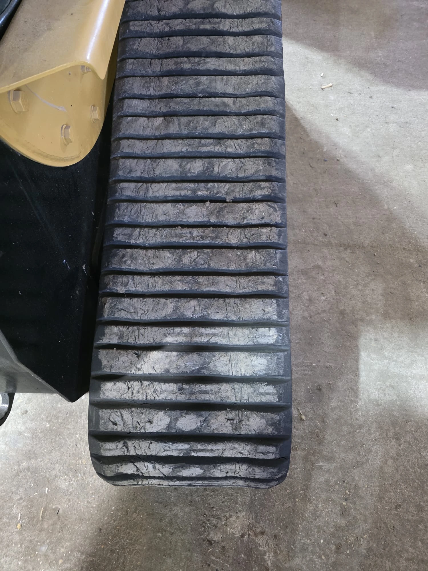 ���� ����� �������� Cat 247B3 | Mobile.bg � ����������� 9