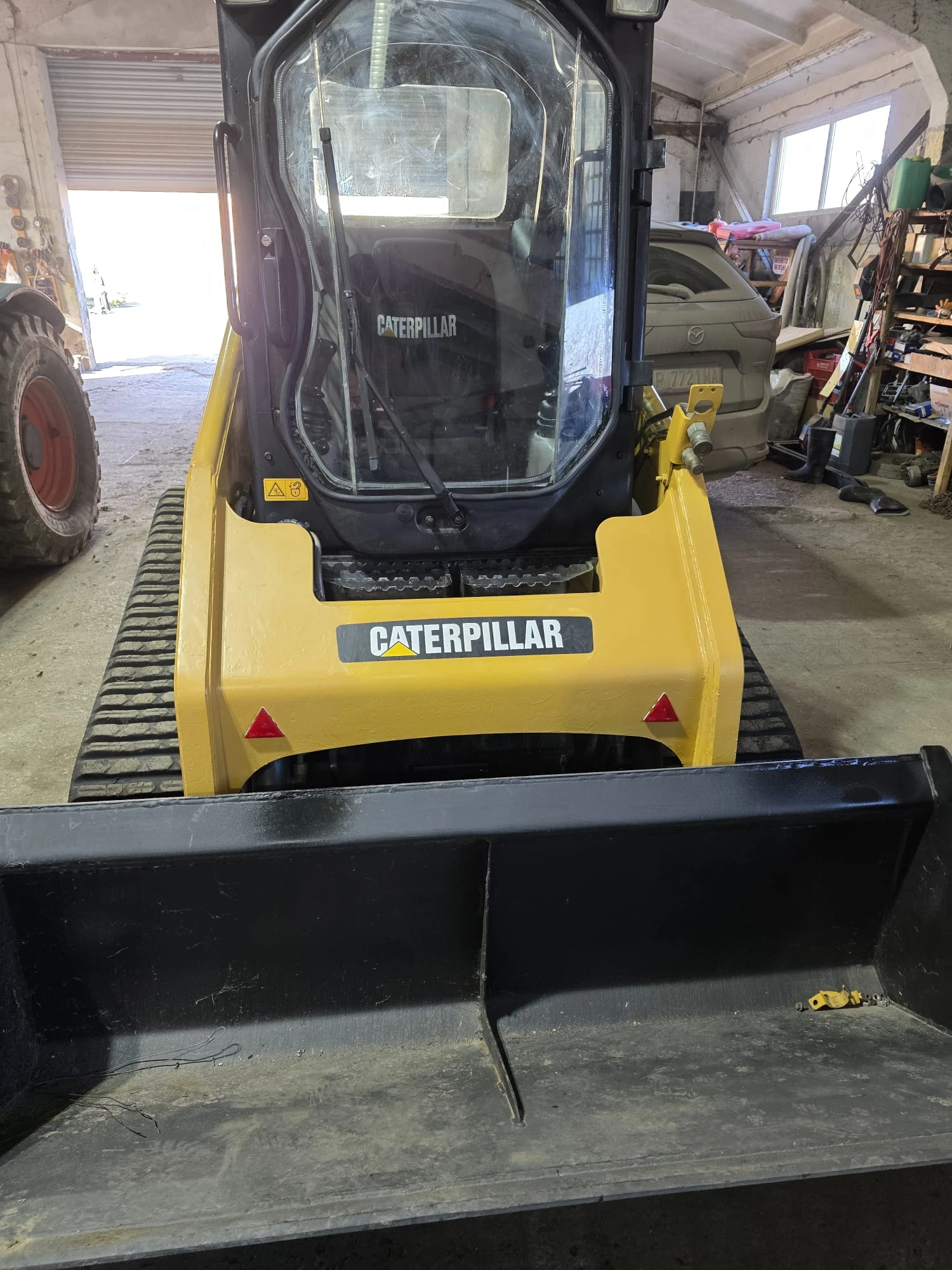 ���� ����� �������� Cat 247B3 | Mobile.bg � ����������� 7