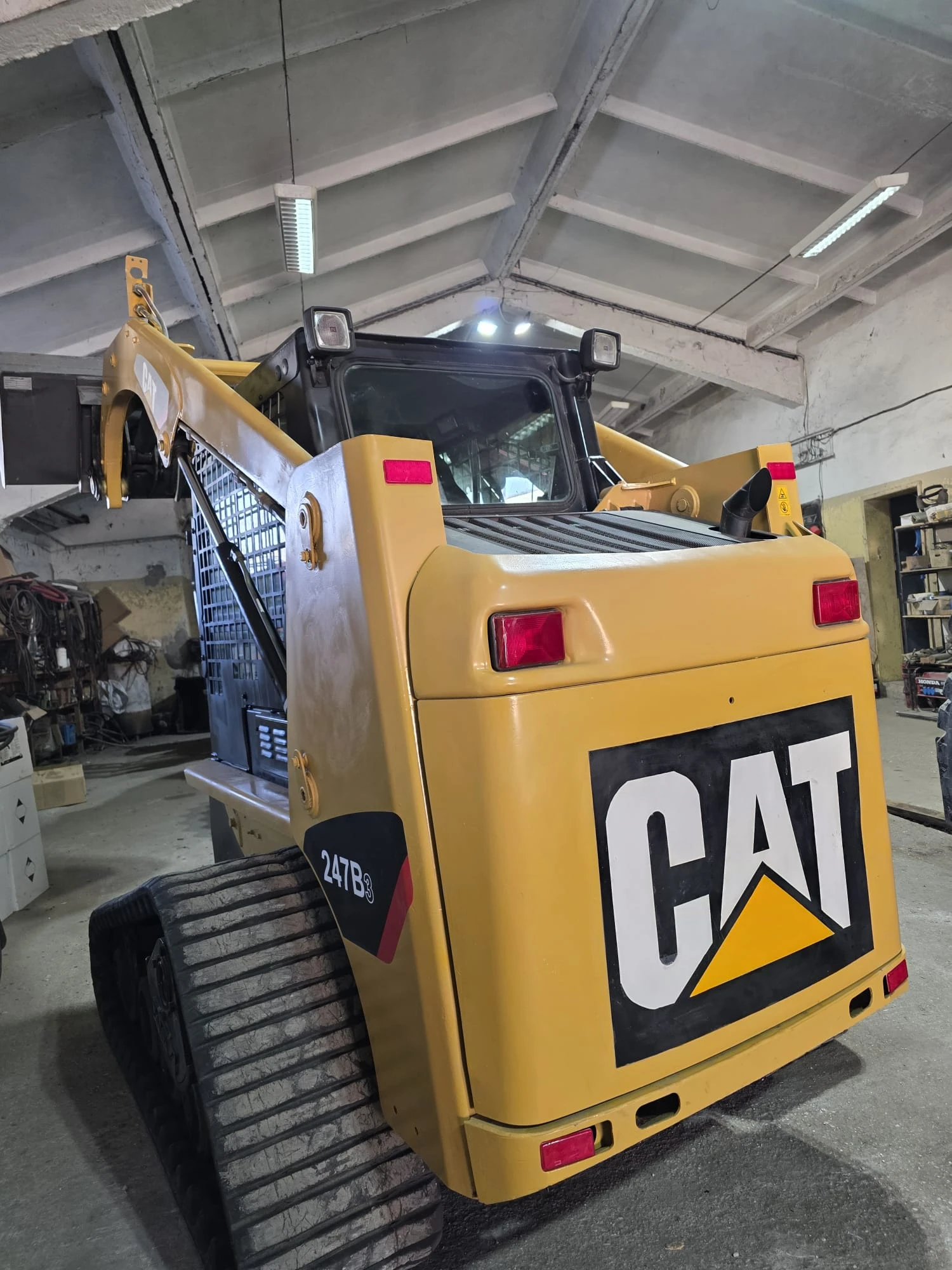 ���� ����� �������� Cat 247B3 | Mobile.bg � ����������� 3