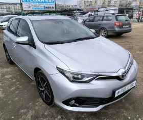 Toyota Auris 1.2I Turbo 16V Фейс , снимка 4