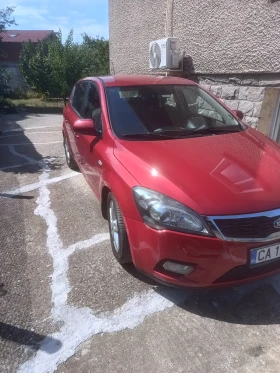 Обява за продажба на Kia Ceed КАПАРИРАНА! 1.6, автомат, бензин, 126к.с. ~10 400 лв. - изображение 1