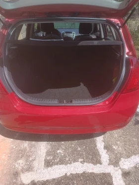 Обява за продажба на Kia Ceed КАПАРИРАНА! 1.6, автомат, бензин, 126к.с. ~10 400 лв. - изображение 10