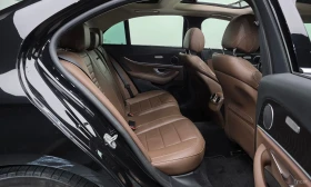 Mercedes-Benz E 300 Дигитално табло\Масаж\Панорама\ТОП ЦЕНА | Auto.bg — изображение 12