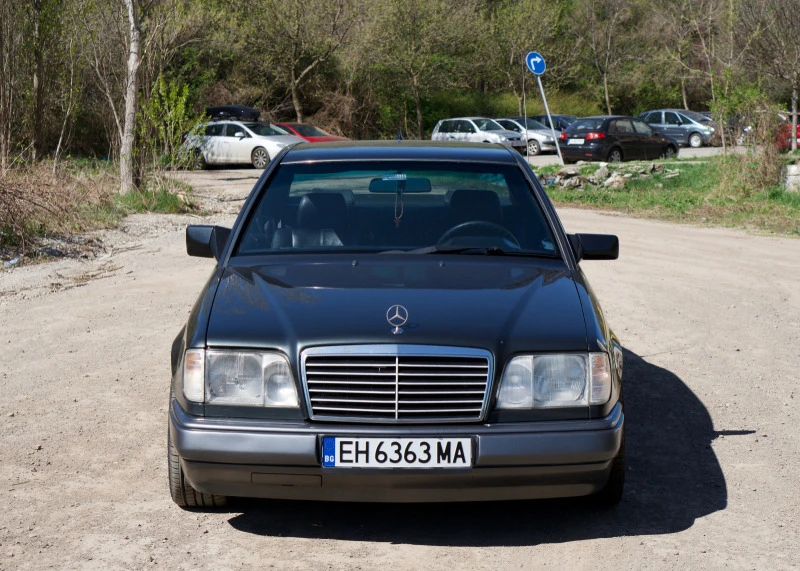 Mercedes-Benz 124, снимка 3 - Автомобили и джипове - 47427900