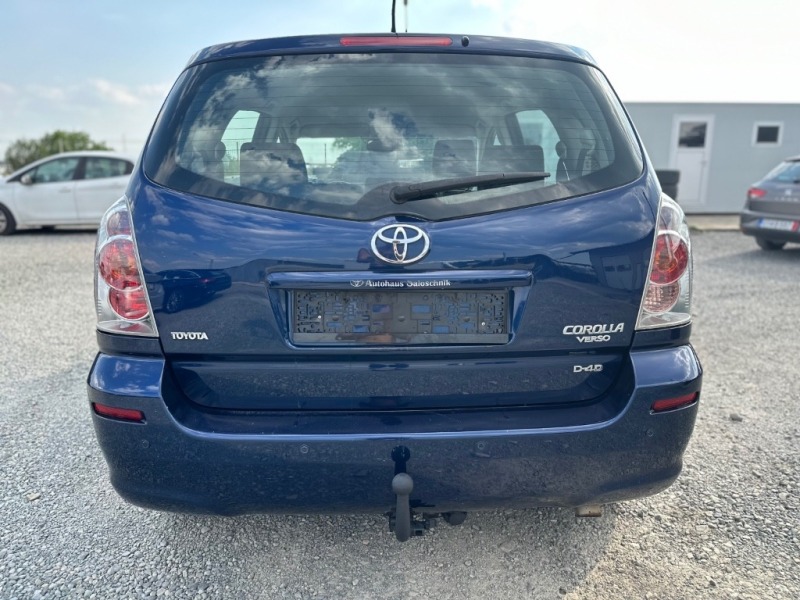 Toyota Corolla verso 2.2 D4D 7 места, снимка 6 - Автомобили и джипове - 46275924