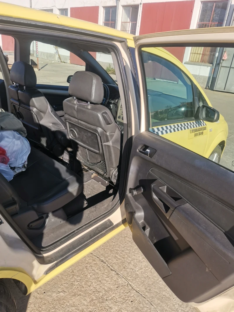 Opel Zafira 1. 6 CNG, снимка 10 - Автомобили и джипове - 47655203