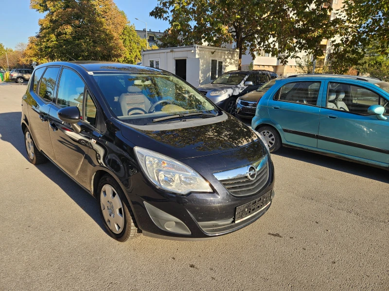 Opel Meriva 1.7CDTI, снимка 9 - Автомобили и джипове - 47693198