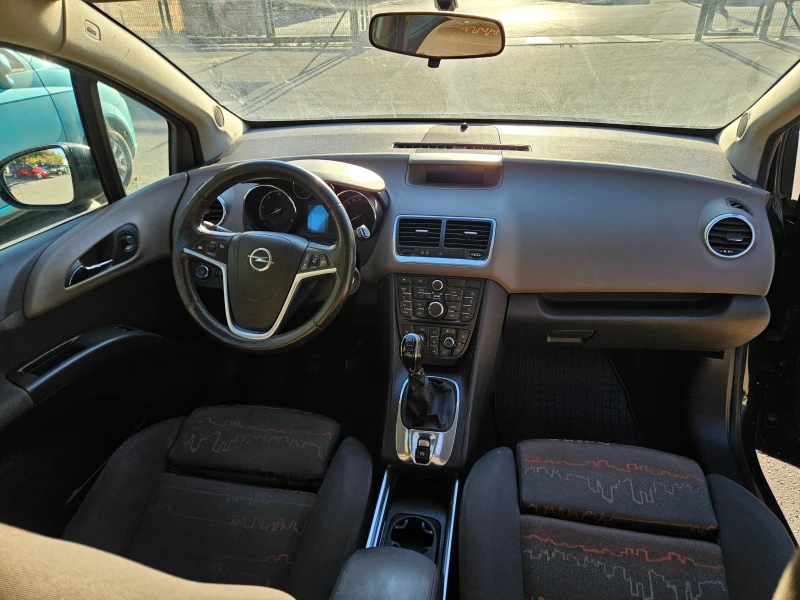 Opel Meriva 1.7CDTI, снимка 16 - Автомобили и джипове - 47693198