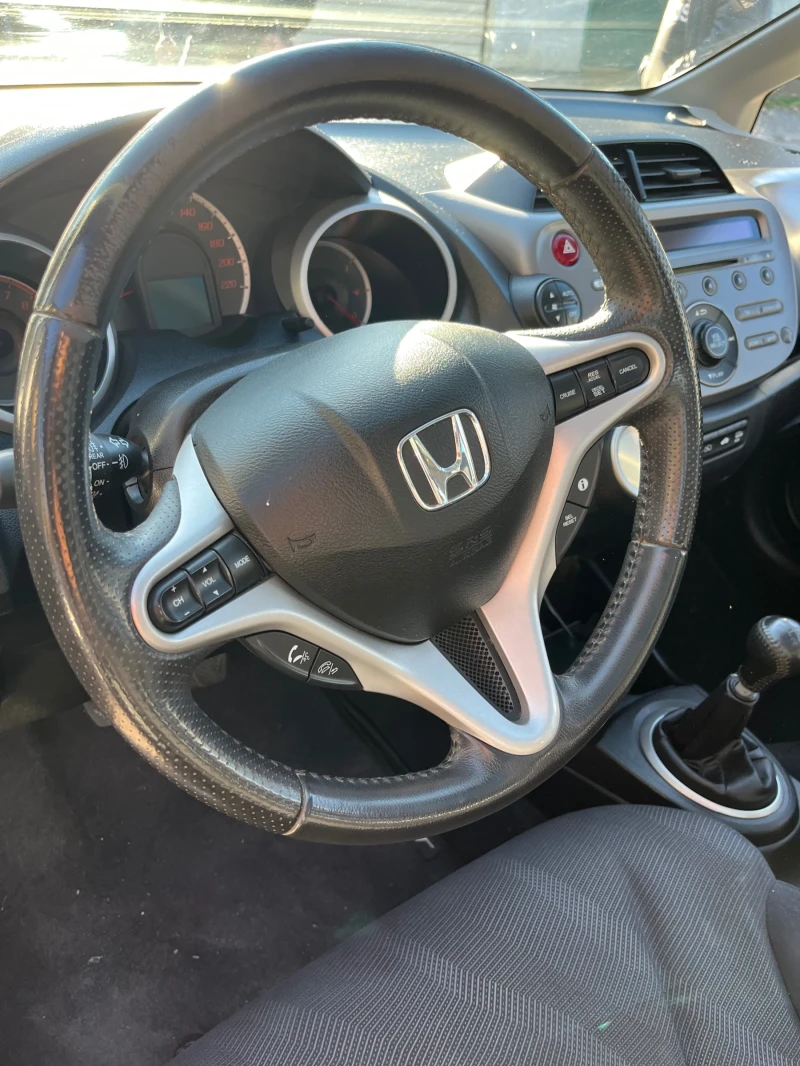 Honda Jazz 1.4i - Panorama - SWISS , снимка 15 - Автомобили и джипове - 47845036