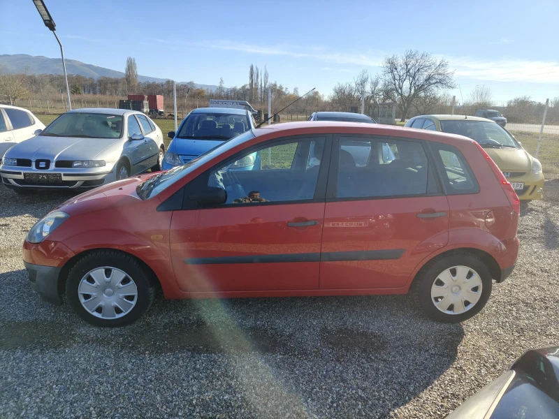 Ford Fiesta 1.4  i, снимка 3 - Автомобили и джипове - 48090180