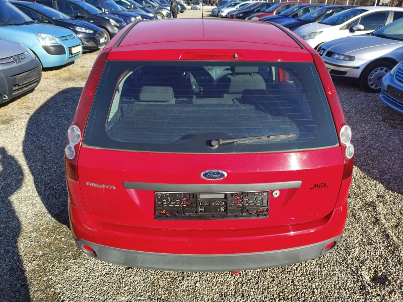 Ford Fiesta 1.4  i, снимка 5 - Автомобили и джипове - 48090180