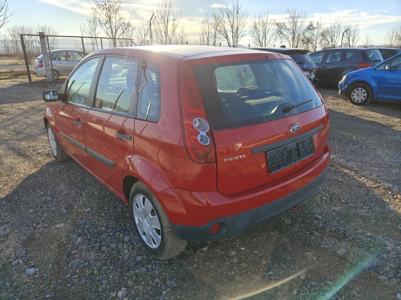 Ford Fiesta 1.4  i, снимка 5 - Автомобили и джипове - 48090180