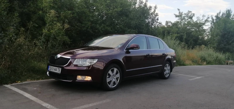 Skoda Superb, снимка 1 - Автомобили и джипове - 48588035