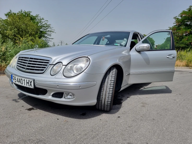 Mercedes-Benz E 320, снимка 6 - Автомобили и джипове - 49118105