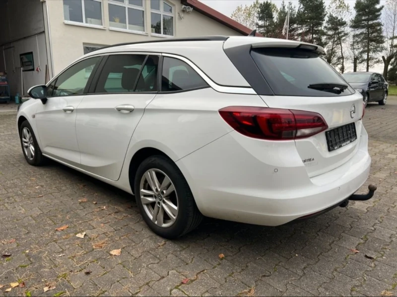 Opel Astra 1.6 cdti , снимка 6 - Автомобили и джипове - 49350766