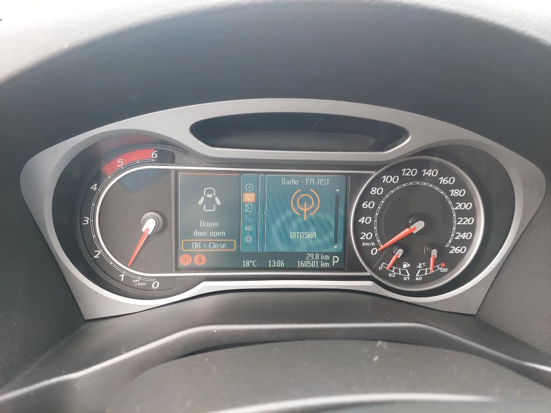 Ford Mondeo 2, 0d 140ps AUTOMATIC Ghia, снимка 10 - Автомобили и джипове - 50408145