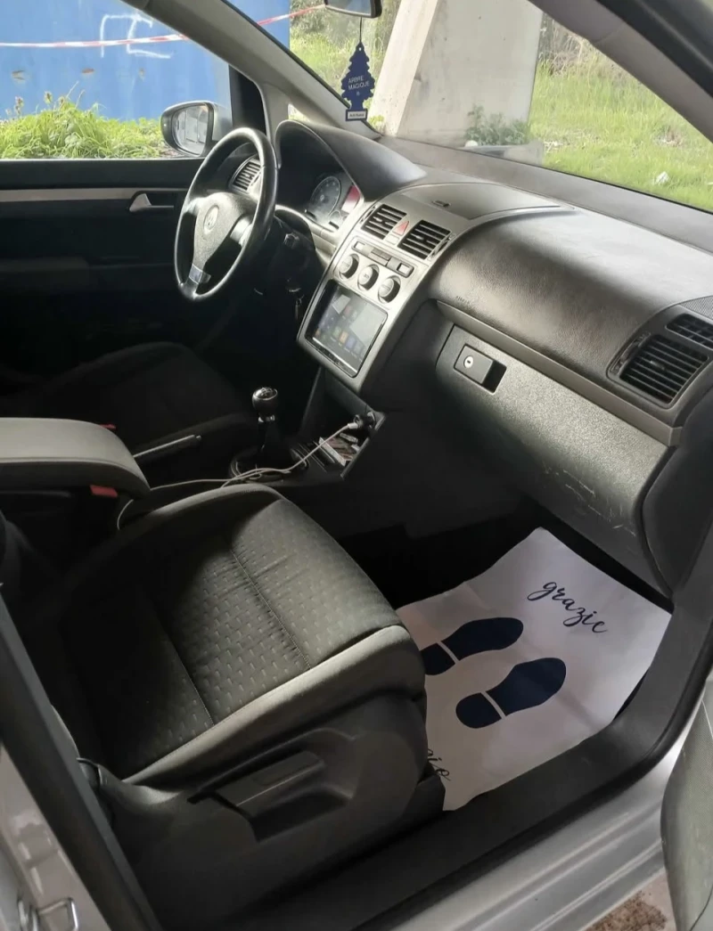VW Touran 2.0 EcoMetan, снимка 10 - Автомобили и джипове - 50945151